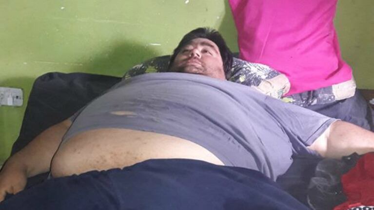 Jorge no puede ni moverse. Piden ayuda.
