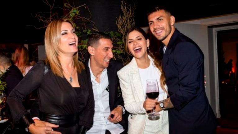 Jorgelina Cardoso, Ángel Di María, Camila Galante y Leandro Paredes.