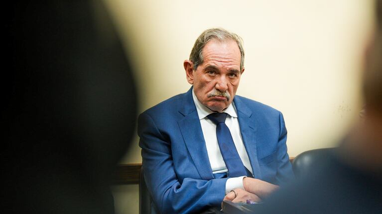 José Alperovich al recibir la condena por violación. (Foto: Nicolás González / TN)