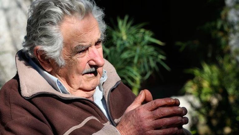 José Mujica pidió licencia en el Senado "antes de morir"