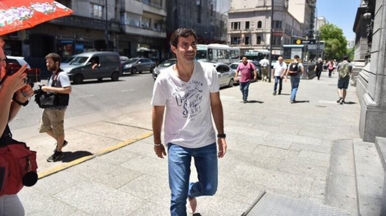 Juan Manuel Urtubey dejó el poncho y pasó al jean.