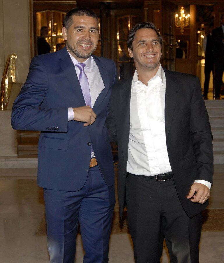 Juan Román Riquelme y Agustín Pichot. Foto: Teleshow