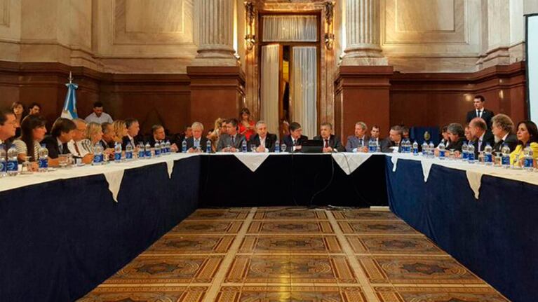 Juan Schiaretti aprobó la negociación del Gobierno Nacional.