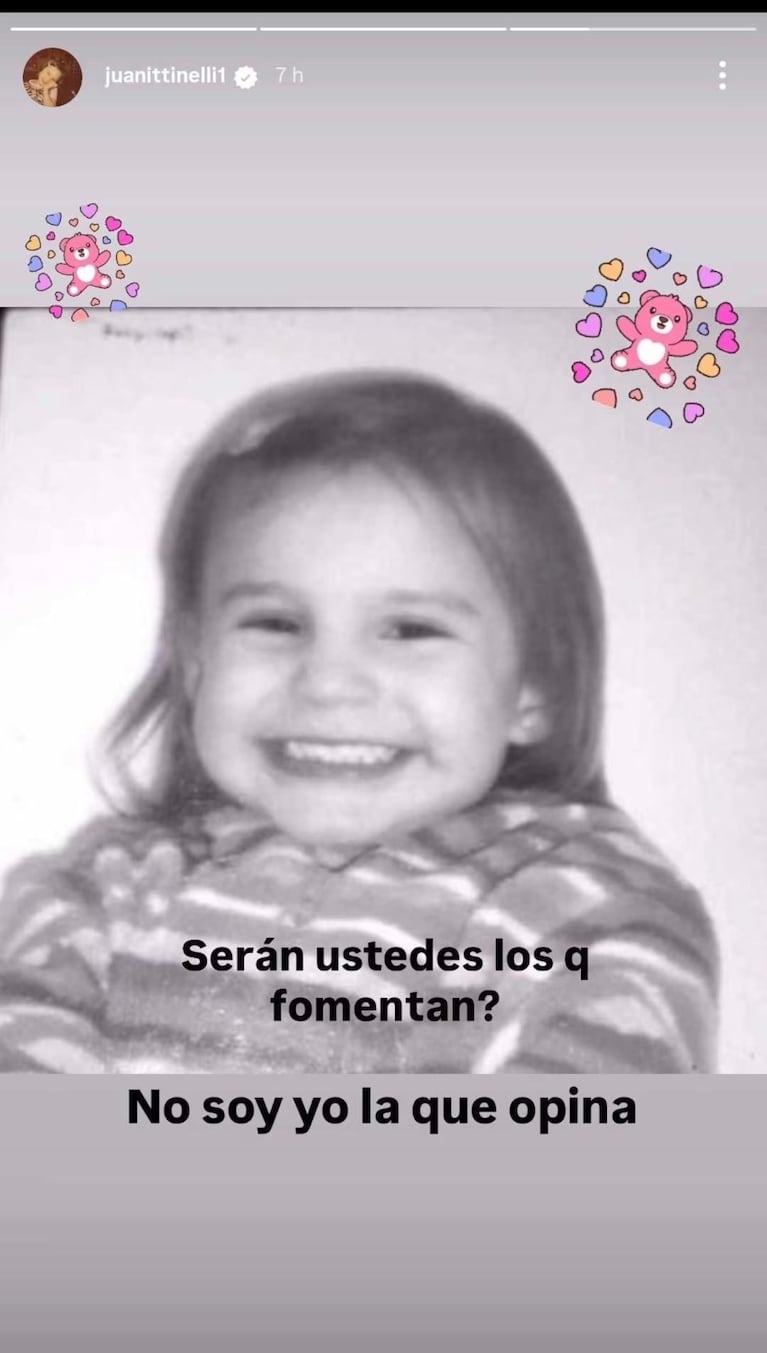 Juana, harta de las agresiones en redes.