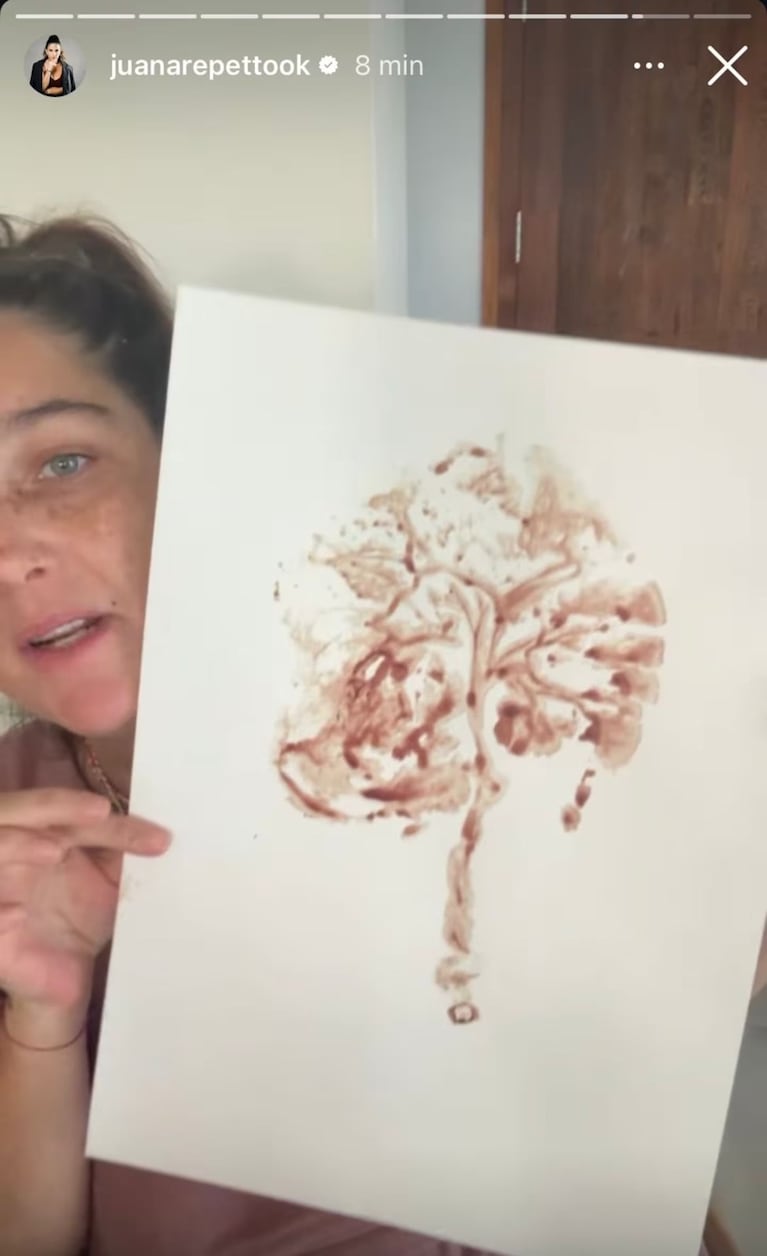 Juana Repetto y el cuadro que armó con su placenta.