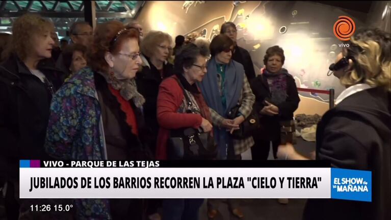 Jubilados visitaron la Plaza Cielo Tierra