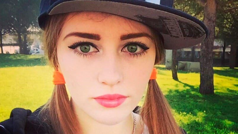 Julia Vins se convirtió en una estrella musculosa y viral en Instagram. 