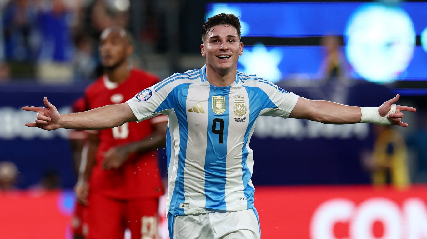 Julián Álvarez abrió el marcador en el partido de la Selección argentina ante Canadá (Foto: Reuters)