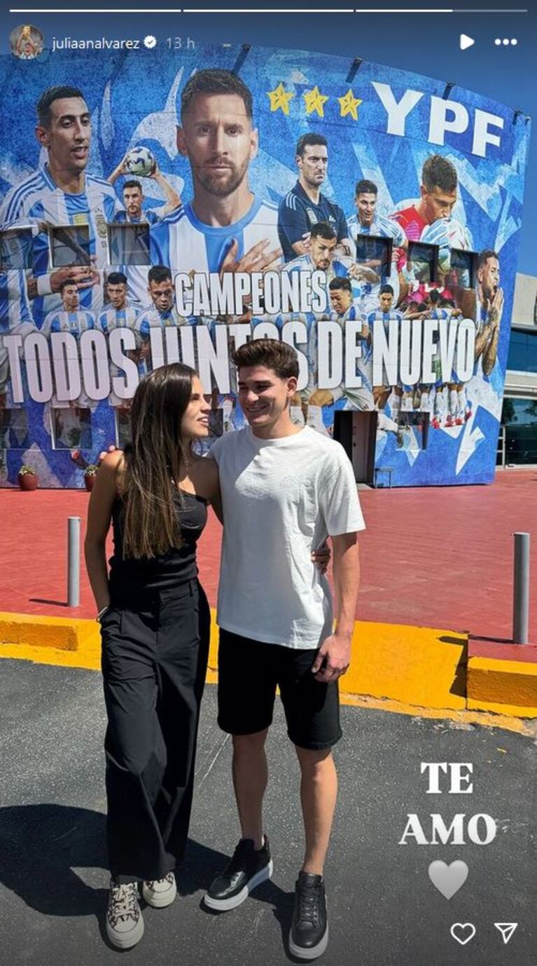 Julián Álvarez compartió una foto junto a su novia en medio de los rumores en las redes. (Foto: Instagram/julianalvarez)