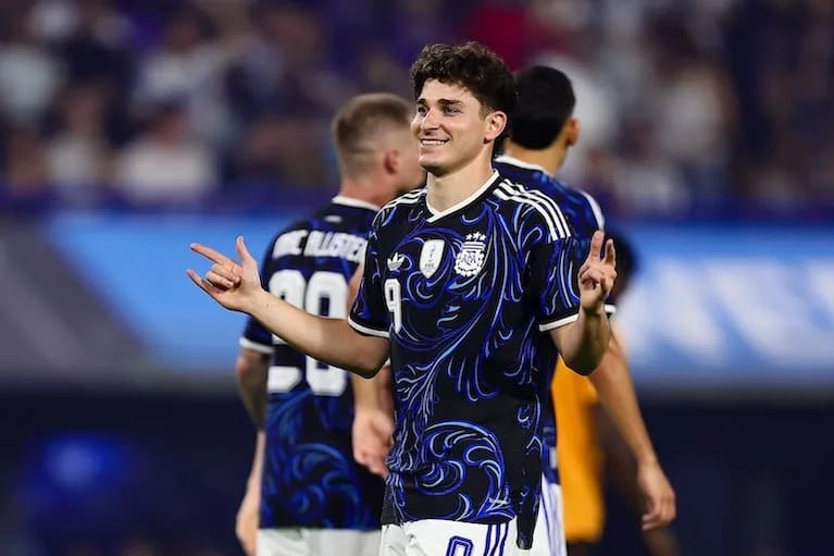 Julián Álvarez en el partido de Argentina Vs Zambia.