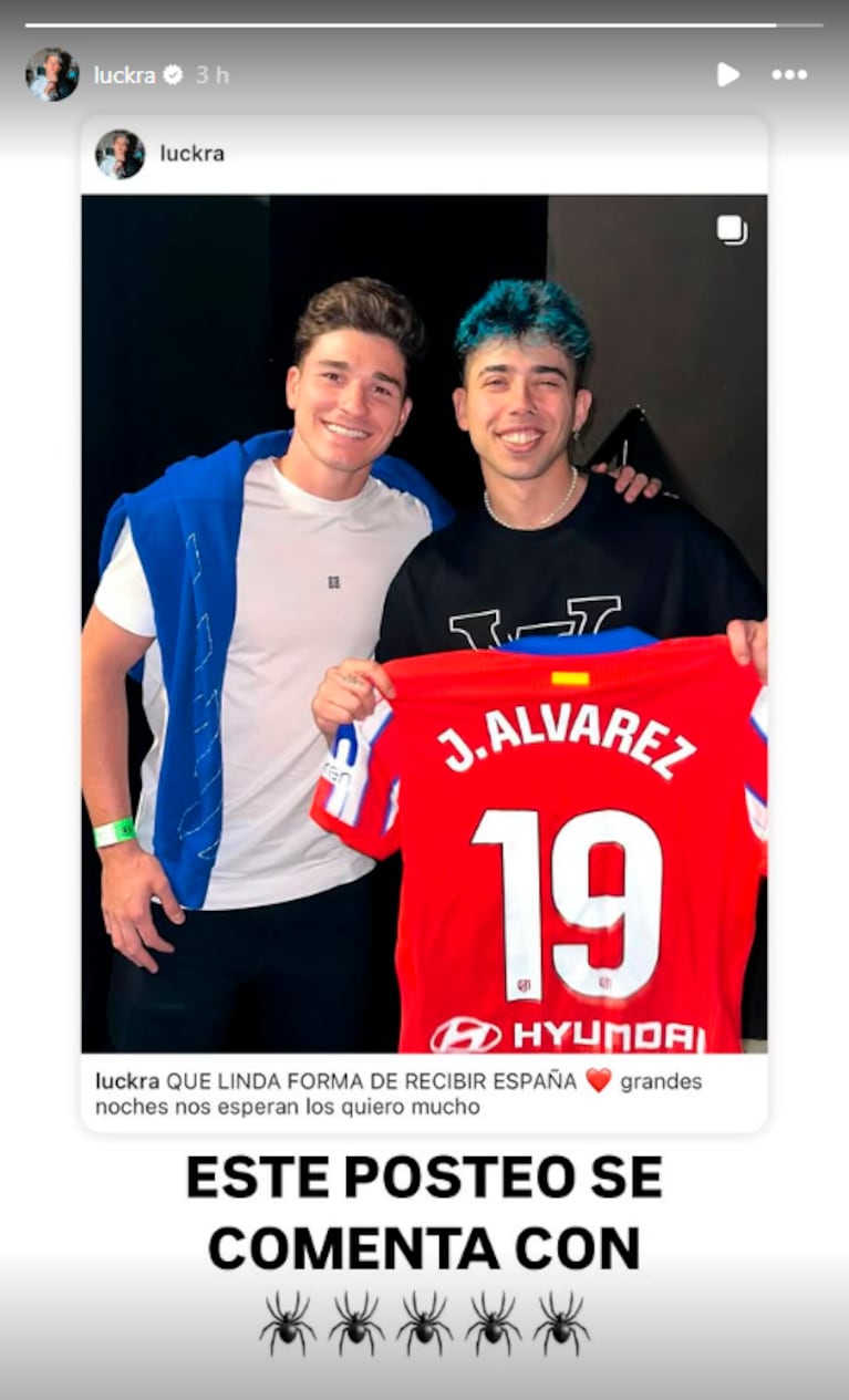 Julián Álvarez le dio la bienvenida a Luck Ra en Madrid con un particular regalo