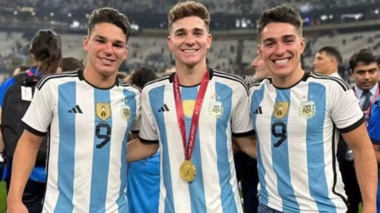 Julián Álvarez va a ser tío por primera vez y celebró la llegada de otro bebé a la familia: “Primito/a”