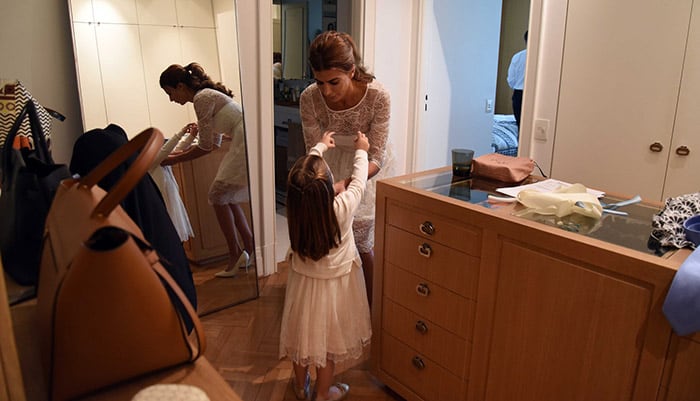 Juliana Awada y su hija Antonia, con todos los preparativos antes de la asunción. Foto: Presidencia