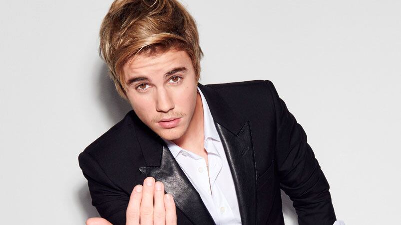 Justin Bieber se mostró soberbio con una fan argentina. 