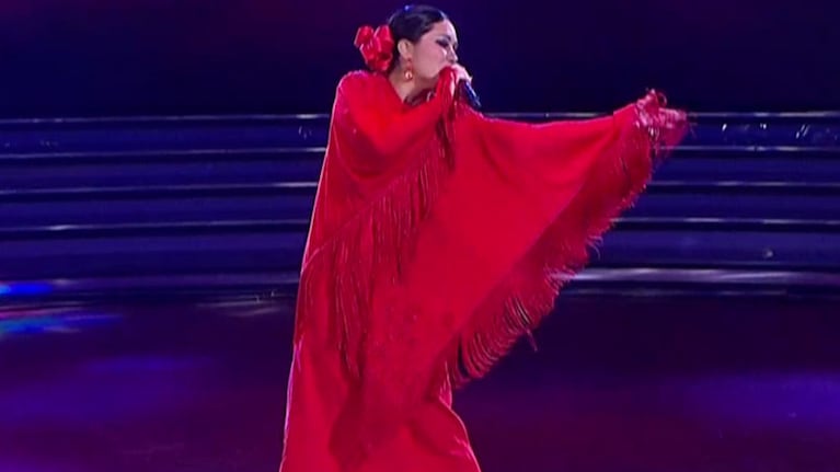 Karina emocionó a todos con su interpretación de Isabel Pantoja.