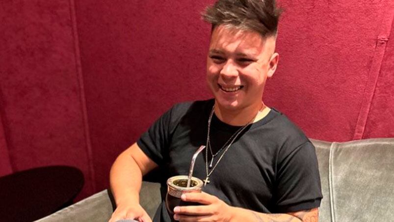 Katriel Argüello Olvidarte de mi jamás podrás