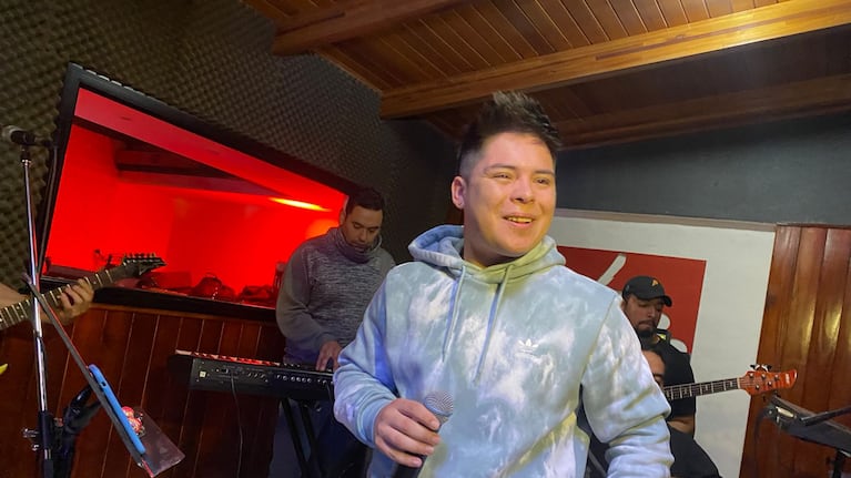 Katriel se presenta todos los viernes en La Jungla.