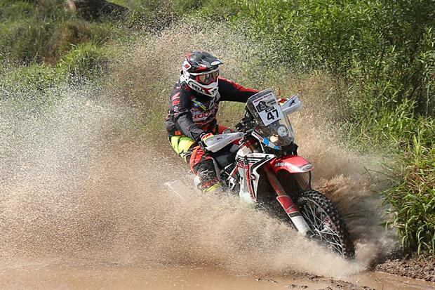 Kevin Benavides, el salteño ganador de una etapa. Foto: EFE.