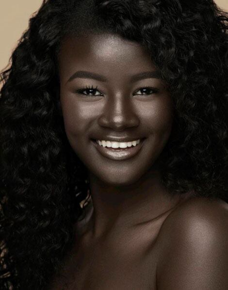 Khoudia Diop revolucionó Instagram con su belleza.