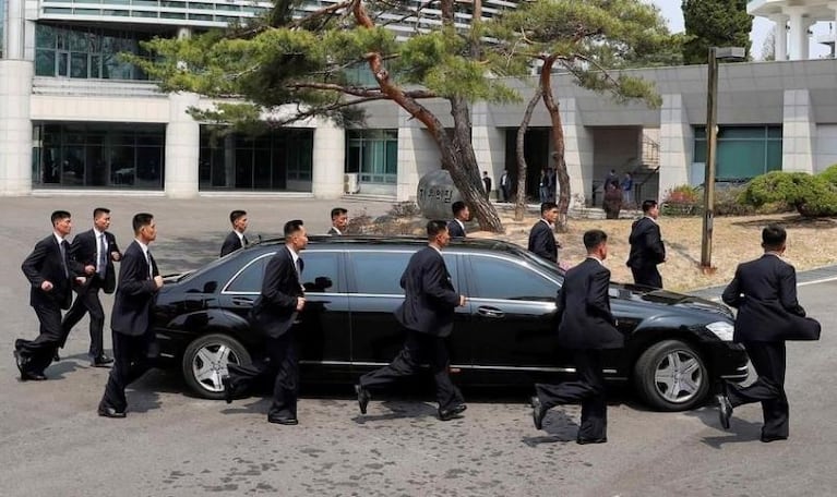 Kim Jong-un usa un inodoro ambulante por seguridad