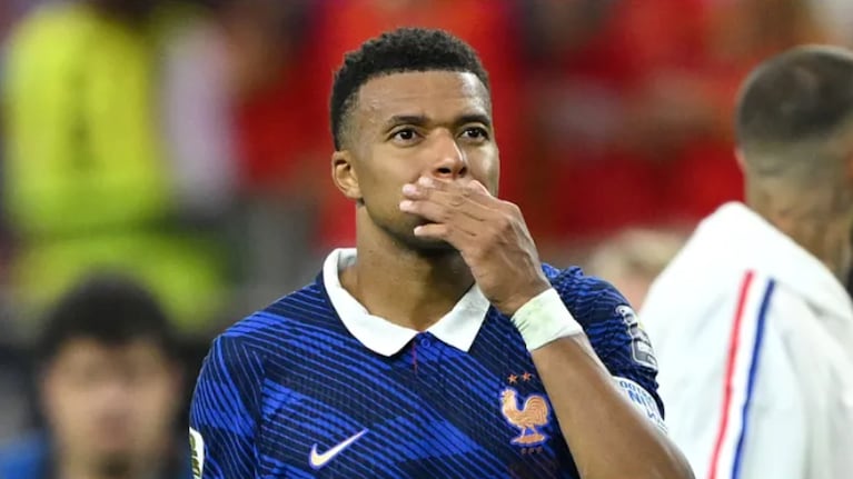 Kylian Mbappé superó a Messi en un nuevo récord.