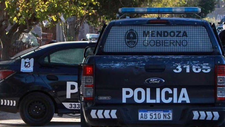 La abuela y el nieto murieron tras caer a un pozo ciego.