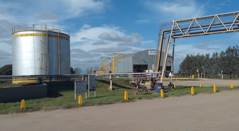 La aceitera Bunge se encuentra a la vera de la ruta 6.