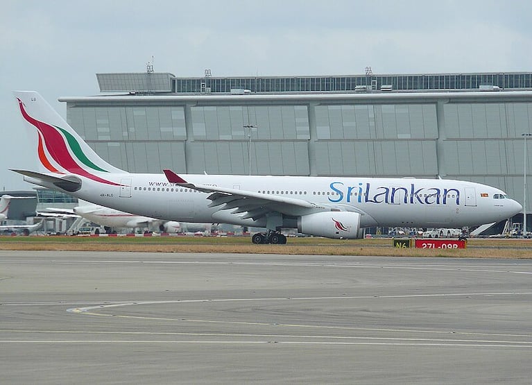 La aeronave pertenece a la empresa SriLankan.