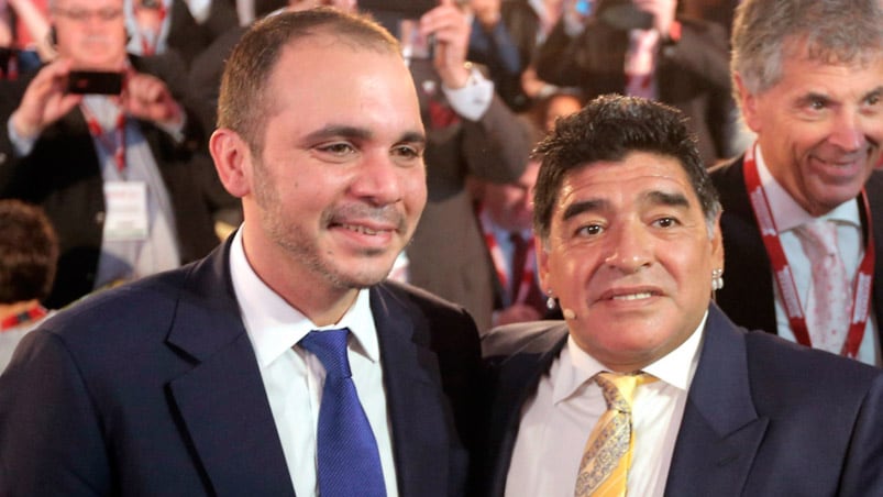 La AFA votó al príncipe jordano apoyado por Maradona 