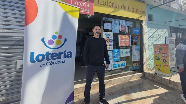 La agencia de barrio Ampliación América que vendió el billete ganador.