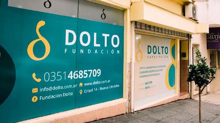 La alumna podría ser acusada de "ejercicio ilegal de la profesión".
