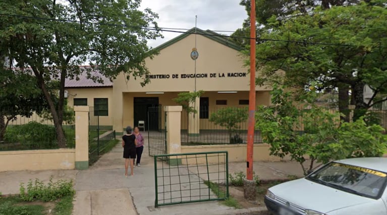 La amenaza le llegó a la docente por WhatsApp.