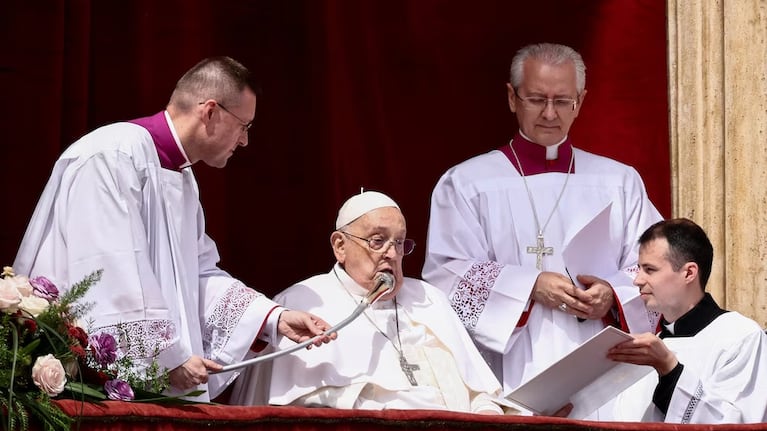 La aparición de Francisco durante la celebración de Pascua.