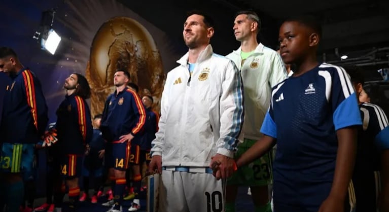 La arenga del capitán llamó la atención en redes sociales.
