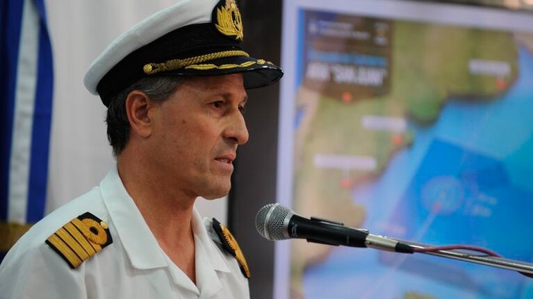 La Armada descartó tres de los seis objetos hallados y ahora apareció otro a 700 metros de profundidad.