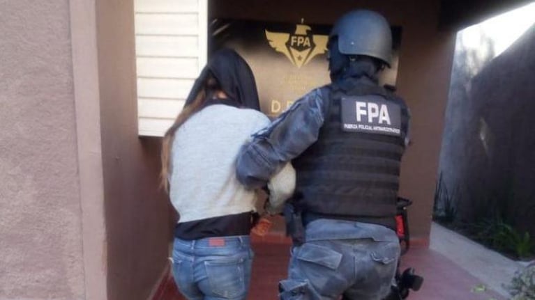 La arrestada tenía antecedentes.