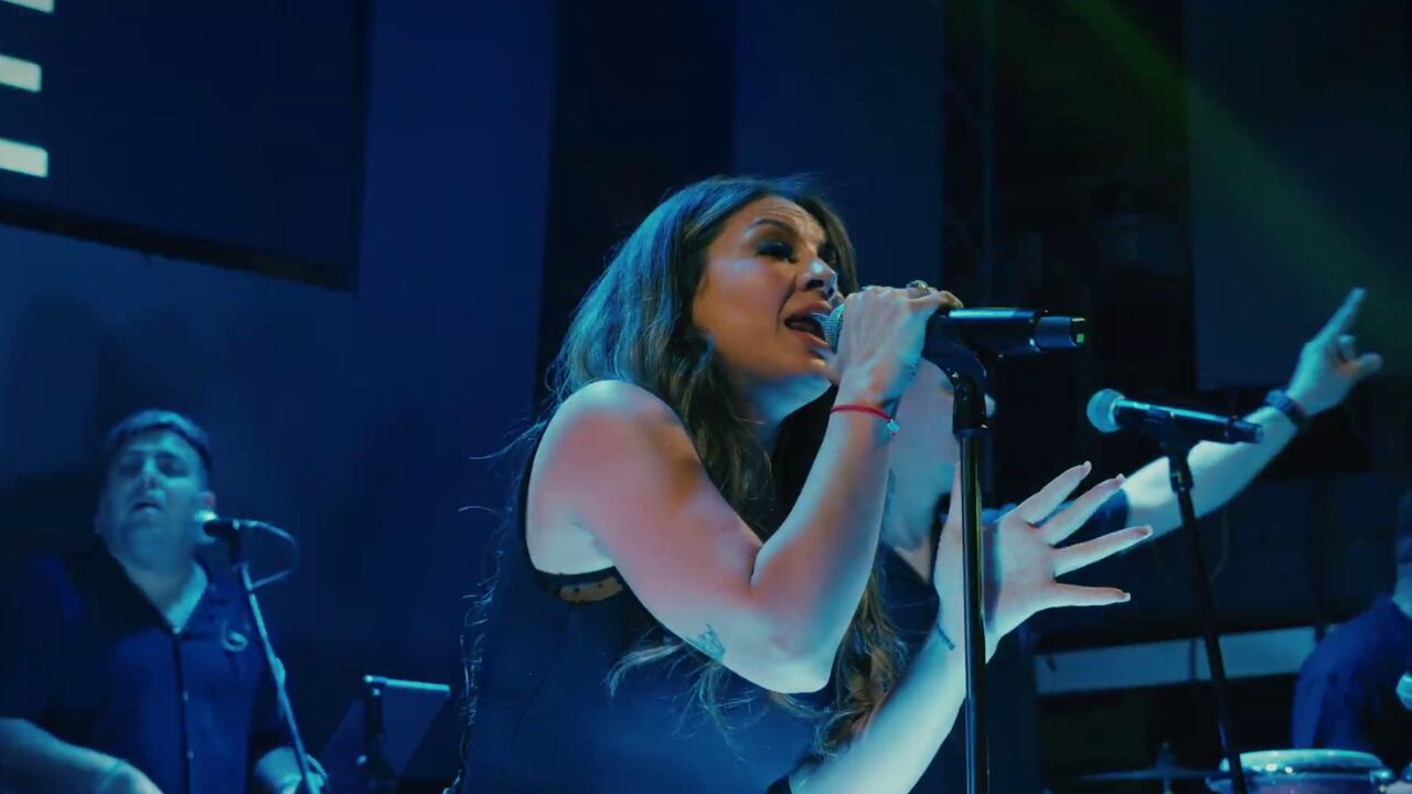 La artista lanzó un enganchado romántico.