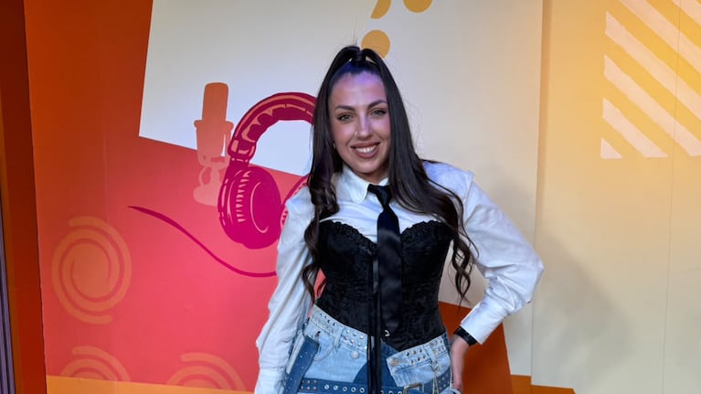 La artista pasó por Cuarteteando con La Negra y contó que se prepara para su última materia de la universidad.