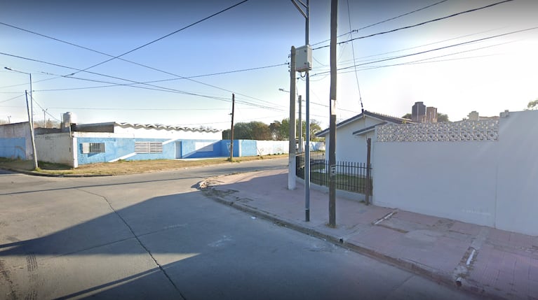 La asaltaron en banda tras bajarse del colectivo por falta de saldo. (Foto: captura Google Maps)