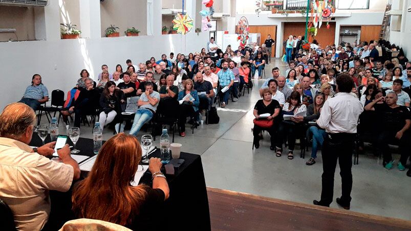 La asamblea departamental reunida este miércoles. 