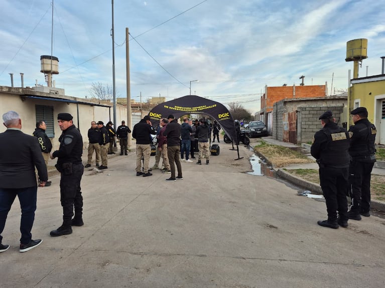 La banda asaltaba a conductores de motos de aplicaciones.