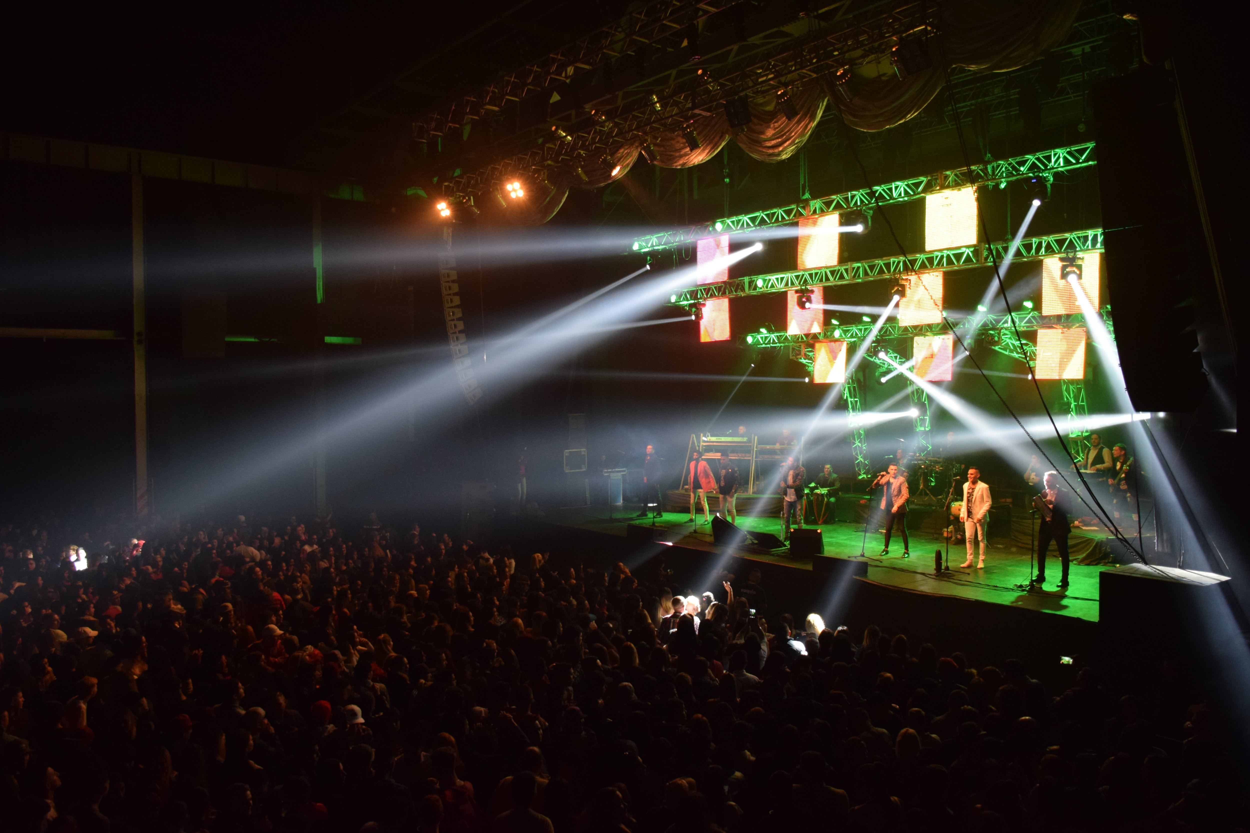 La banda celebró 23 años de fiesta y música en la Plaza de la música. Foto: ElDoce/Dahy Terradas