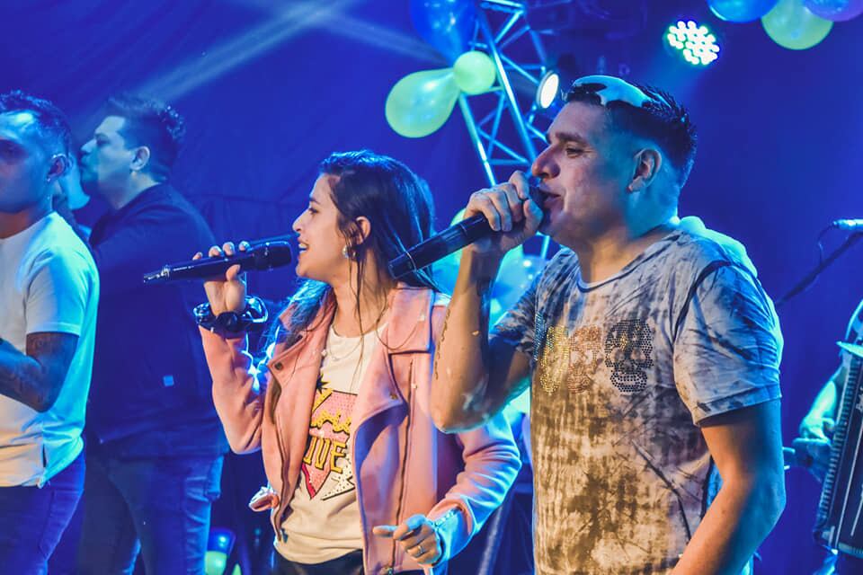 la banda de carlitos y euge quevedo