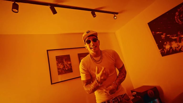 La banda estrenó un nuevo tema titulado "Ay bonita".