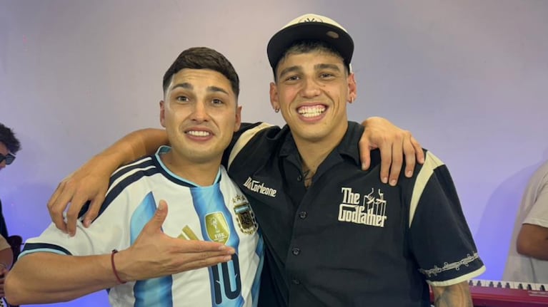 La banda estuvo invitada en Cuarteteando con la Negra en una tarde cargada de música y anécdotas.