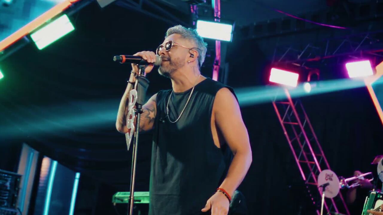 La banda lanzó un nuevo enganchado con la voz de David Ortiz.