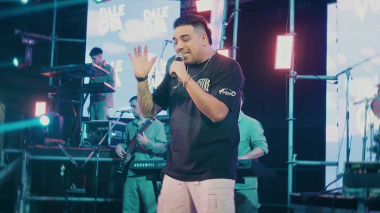 La banda lanzó una nueva canción grabada en vivo en Villa Retiro.