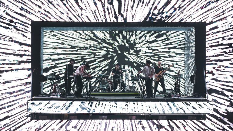La banda llega a Plaza de la Música con una propuesta audiovisual alucinante.