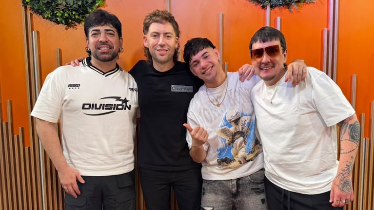 La banda paso por Cuarteteando con la Negra y armaron la lista de mejores canciones por cada cantante.