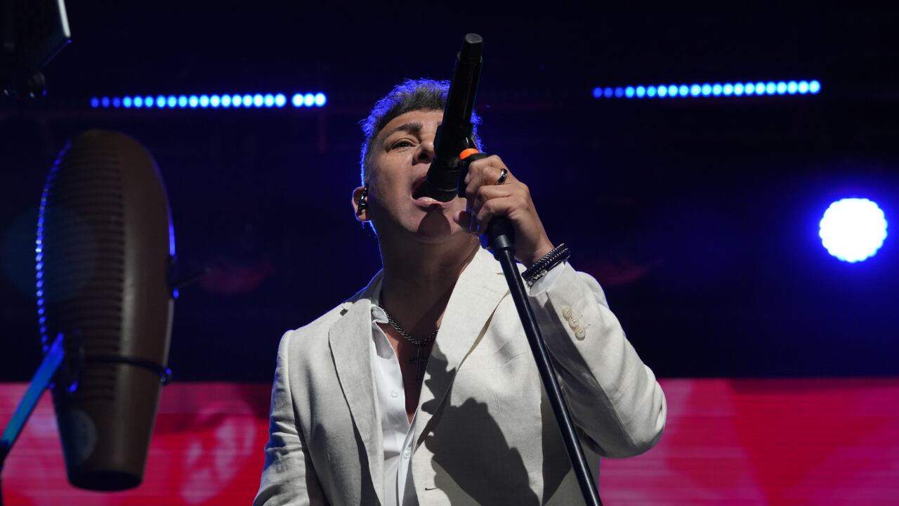 La Barra deslumbró en la primera noche del último baile, con entradas agotadas.